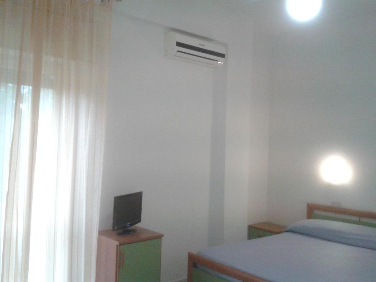 Hotel Eden Perdifumo Habitación foto